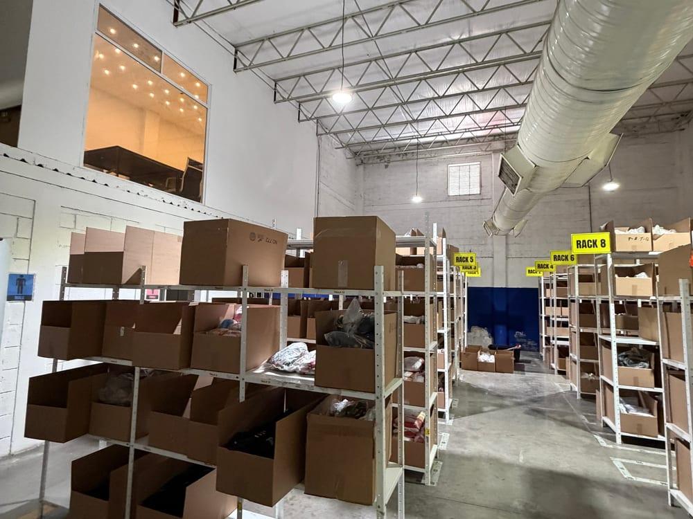 Bodega con inventario de ITERA Mayoreo